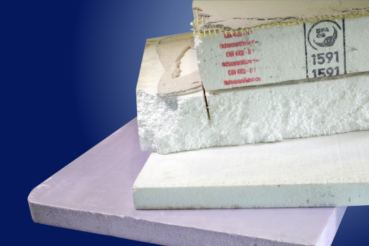 Expanded polystyrene (EPS) insulation panels from construction waste