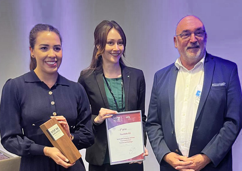 Fraunhofer IVV mit 2. Platz beim SOFW Award ausgezeichnet Zwei Forscherinnen des Fraunhofer IVV erhalten den SOFW Award sowie die Urkunde über den 2. Platz des SOFW Awards 2024.