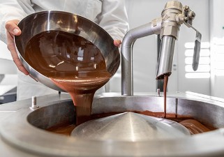 Herstellung von Schokolade in einem Laborgerät